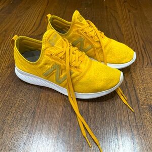 VGUC New Balance Women’s Sneakers!
